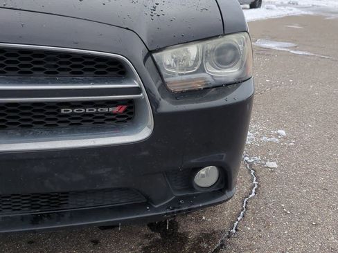 Used 2014 Dodge Charger R/T w/ Wheels & Tunes Group image 10