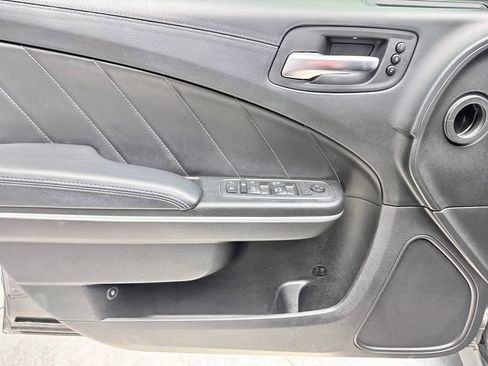 Used 2019 Dodge Charger R/T w/ Plus Group image 15
