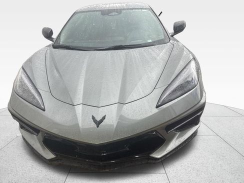 Used 2024 Chevrolet Corvette Stingray Preferred Cpe w/ Z51 Performance Package RWD image 3