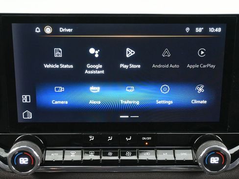 Used 2024 Chevrolet Colorado LT w/ LT Convenience Package image 9