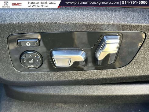 Used 2023 BMW X6 M image 21