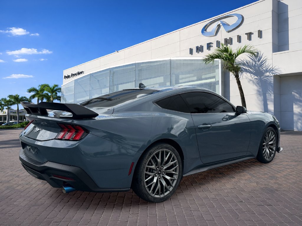 Used 2025 Ford Mustang Premium RWD image 7