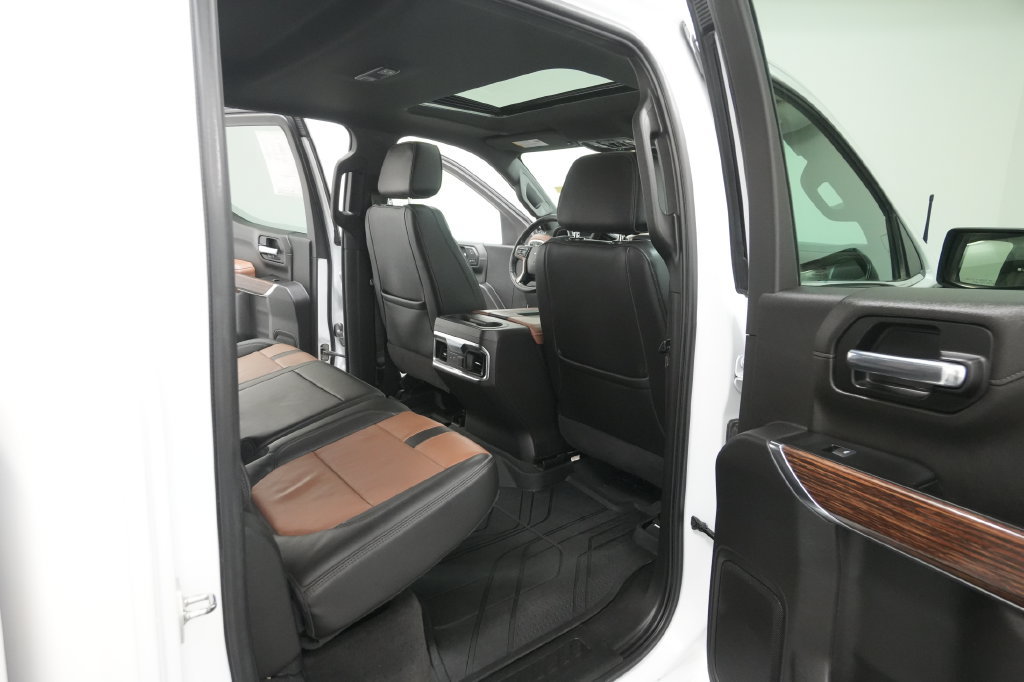 Used 2021 Chevrolet Silverado 1500 High Country w/ LPO, Dark Essentials Package AWD/4WD image 34