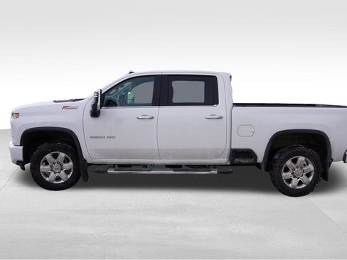 Certified 2022 Chevrolet Silverado 3500 LTZ w/ Z71 Chrome Sport Edition image 9