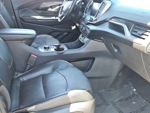 Used 2023 GMC Terrain AT4 w/ Tech Package AWD/4WD image 27