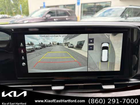 Used 2022 Kia Carnival SX FWD image 30
