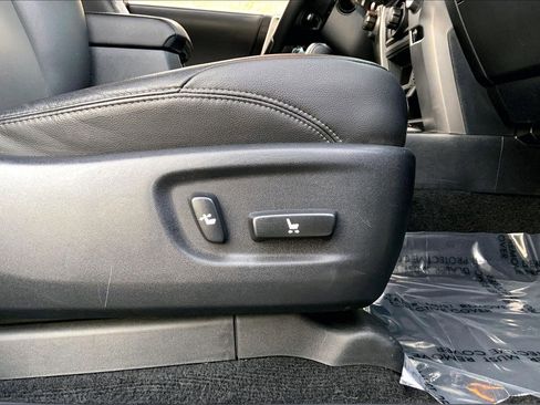 Used 2022 Toyota 4Runner SR5 Premium image 32