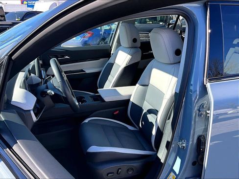 Used 2024 Honda Prologue Touring image 10