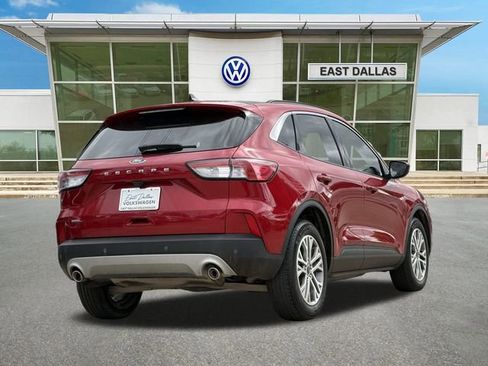 Used 2022 Ford Escape SEL FWD image 4