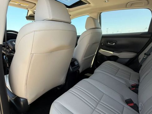Used 2025 Honda HR-V EX-L image 28