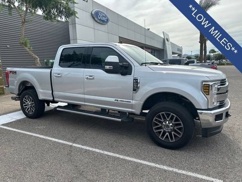 Used 2019 Ford F250 Lariat w/ Lariat Ultimate Package AWD/4WD image 9
