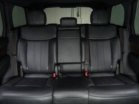 Used 2023 Land Rover Range Rover SE AWD/4WD image 17