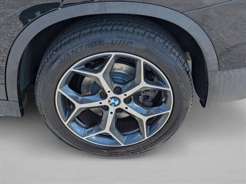 Used 2018 BMW X1 sDrive28i w/ Convenience Package FWD image 25
