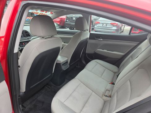 Used 2018 Hyundai Elantra SEL w/ Cargo Package FWD image 8