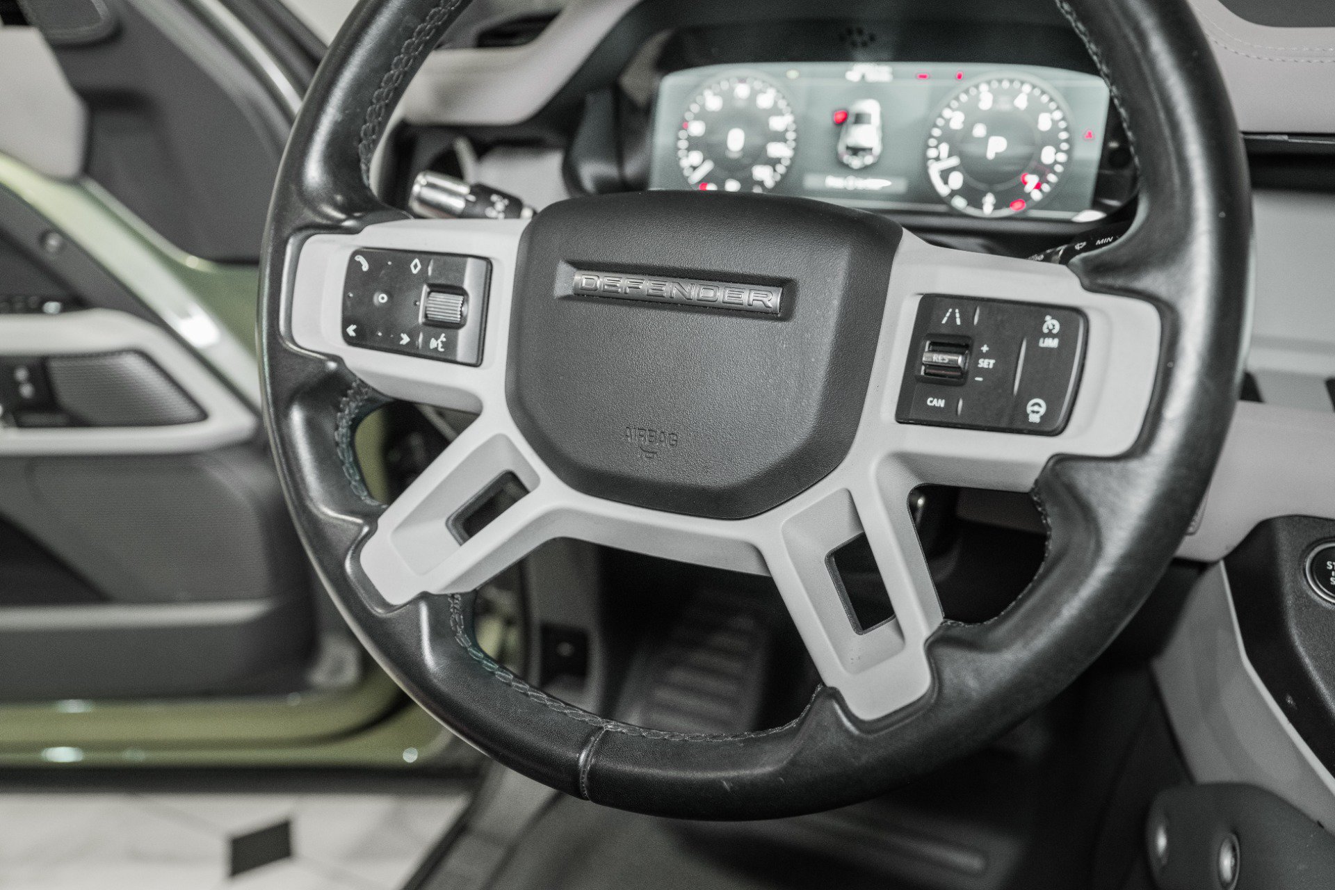 Used 2022 Land Rover Defender 110 SE AWD/4WD image 49