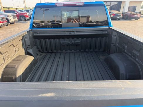 Used 2023 GMC Sierra 1500 Elevation w/ Elevation Premium Package AWD/4WD image 14