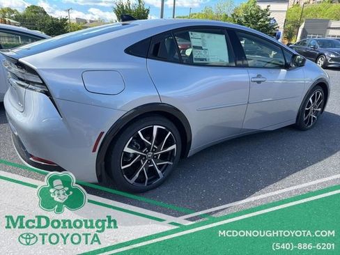 New 2026 Toyota Prius Plug-In Hybrid image 8