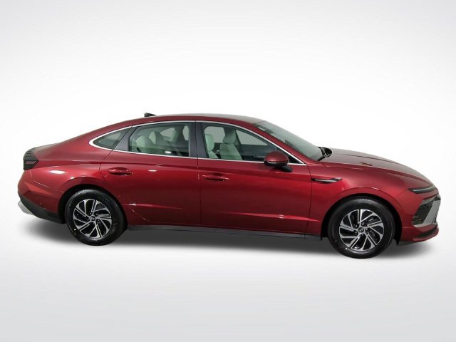 New 2026 Hyundai Sonata Blue FWD image 2