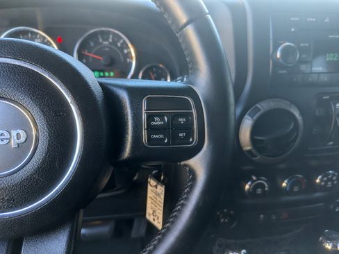 Used 2015 Jeep Wrangler Unlimited Sport w/ Quick Order Package 24S image 17