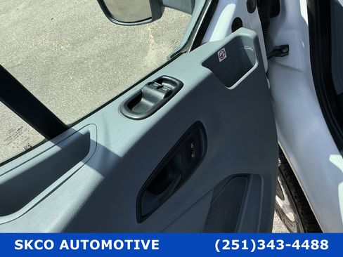 Used 2019 Ford Transit 350 XL image 22