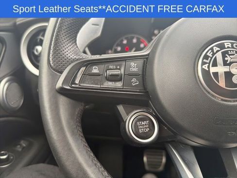 Used 2022 Alfa Romeo Stelvio Veloce image 34