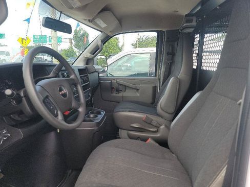 Used 2024 GMC Savana 2500 w/ Driver Convenience Package RWD image 2