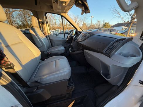Used 2017 Ford Transit 350 XL RWD image 20