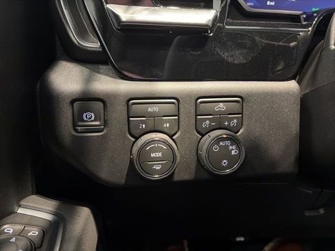 New 2026 Chevrolet Silverado 1500 LT AWD/4WD image 16