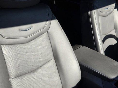 Certified 2024 Cadillac XT5 Premium Luxury image 18