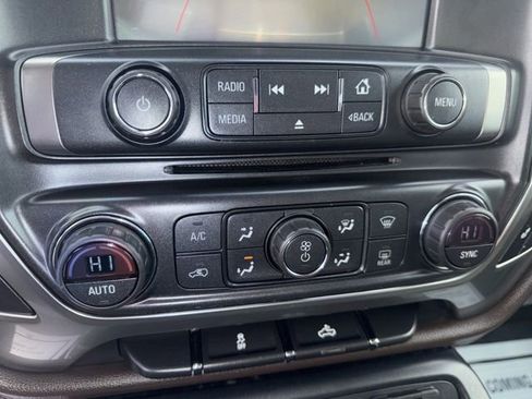 Used 2016 Chevrolet Silverado 2500 LTZ image 19