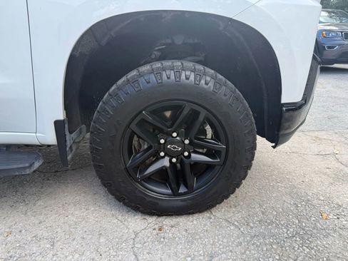 Used 2019 Chevrolet Silverado 1500 LT Trail Boss image 24