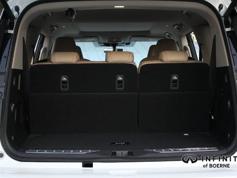 New 2026 INFINITI QX80 Pure AWD/4WD image 26