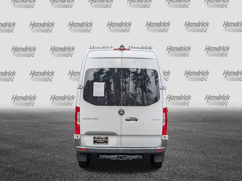 Used 2023 Mercedes-Benz Sprinter 2500 image 9