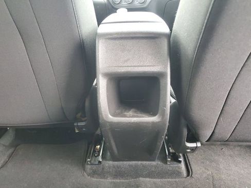 Used 2024 Chevrolet Trax LS w/ LS Convenience Package FWD image 14
