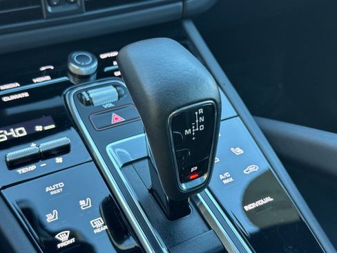 Certified 2023 Porsche Cayenne AWD/4WD image 24