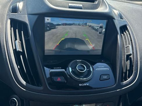 Used 2017 Ford Escape Titanium FWD image 20