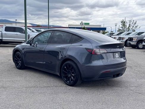 Used 2021 Tesla Model Y Long Range AWD/4WD image 6