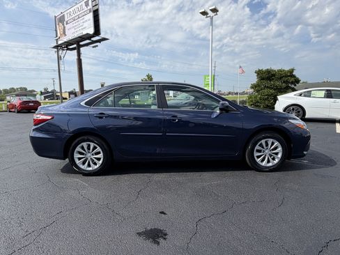 Used 2017 Toyota Camry LE w/ Protection Package (Q2) FWD image 9