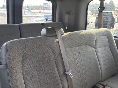 Used 2025 Chevrolet Express 3500 LT w/ LT Preferred Equipment Group image 15