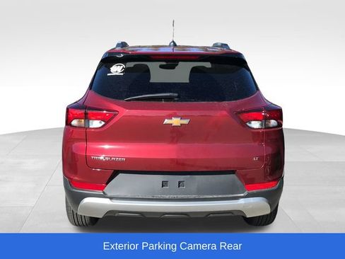 Used 2023 Chevrolet TrailBlazer LT w/ Convenience Package FWD image 9