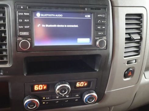 Used 2017 Nissan NV 3500 SL image 20