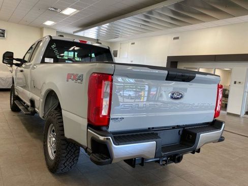 New 2025 Ford F250 XL w/ XL Off-Road Package image 5