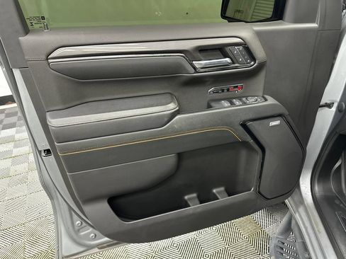 Used 2023 GMC Sierra 1500 AT4 w/ AT4 Premium Package AWD/4WD image 11