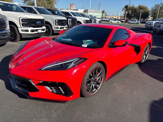 Used 2025 Chevrolet Corvette Stingray Convertible w/ 1LT RWD image 2