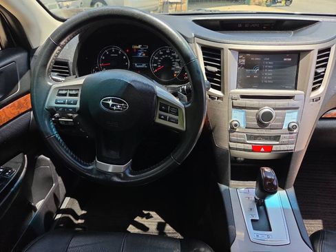 Used 2014 Subaru Legacy 2.5i Limited AWD/4WD image 28