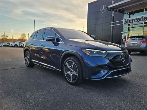 Certified 2023 Mercedes-Benz EQE 500 4MATIC SUV image 3