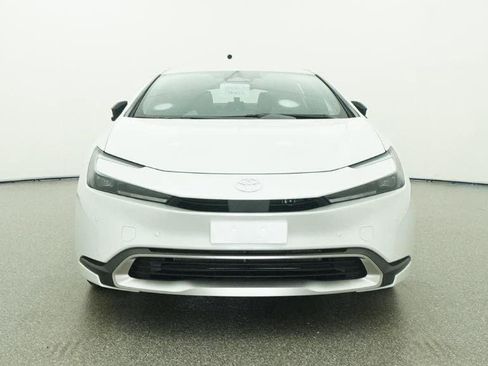 New 2026 Toyota Prius Plug-In Hybrid FWD image 31