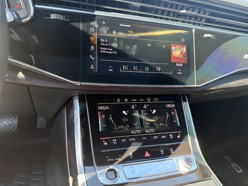 Used 2021 Audi Q7 3.0T Prestige image 7