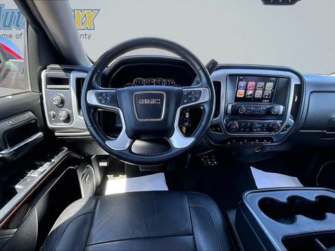 Used 2018 GMC Sierra 1500 SLT w/ SLT Premium Package AWD/4WD image 15