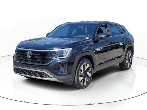 Used 2026 Volkswagen Atlas Cross Sport SE AWD/4WD image 2
